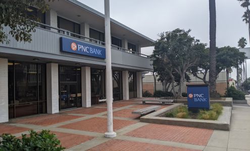 PNC Bank Oceanside