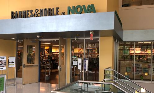 NOVA Annandale Bookstore & Cafe