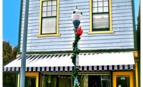 DECKADENCE BOARD SHOPPE