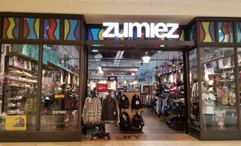 Zumiez