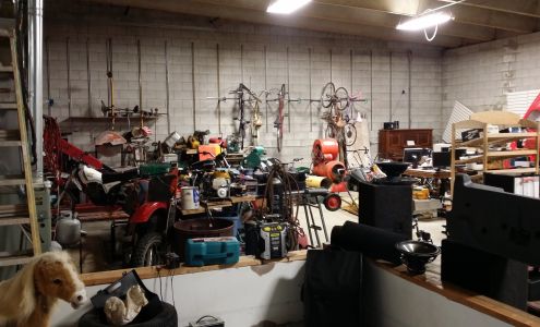 Grammy's Pawn 'n Such