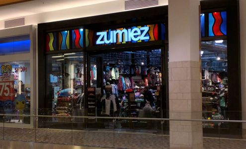 Zumiez