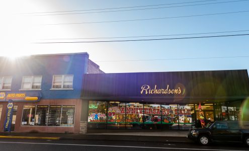 Richardson's Furniture & Mattress Gallery