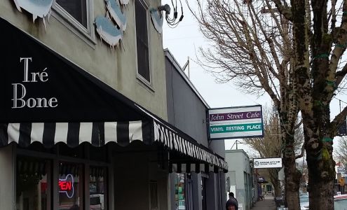 Tre Bone Pet Supply LLC