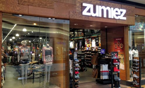 Zumiez