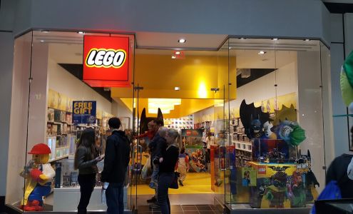 The LEGO® Store Washington Sq