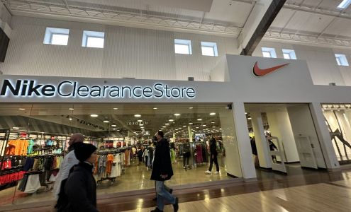 Nike Clearance Store - Gurnee
