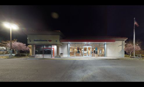 Bank of America (with Drive-thru ATM)