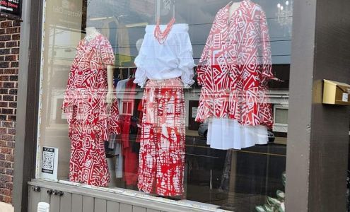 5 GRANDS BOUTIQUE, LLC Warren