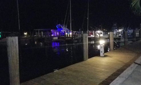 Velasco's Hardware-Animal Feed