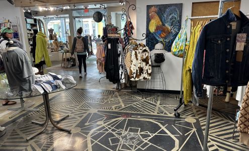 Qunicy Ave Art And Things