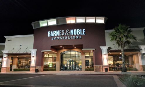 Barnes & Noble