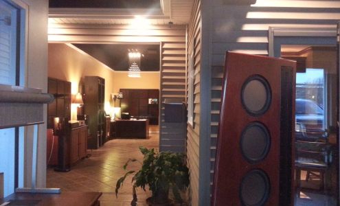 Automated Lifestyles Le Claire