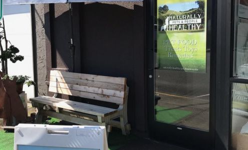 Naturally Healthy Pet