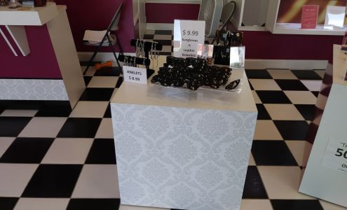 English Rose Jewelry Co. Madeira Beach