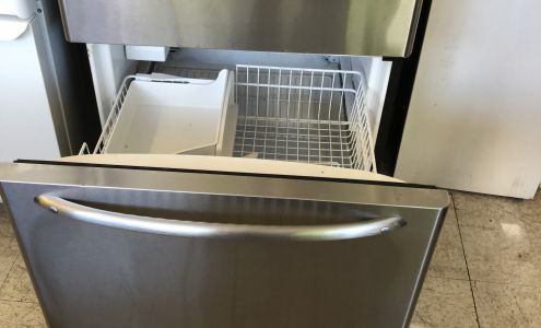 Reed's Furniture & Appliances Milwaukee