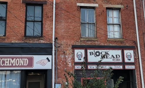 Two Sisters Books & More