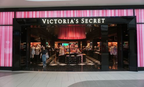 Victoria's Secret & PINK by Victoria's Secret