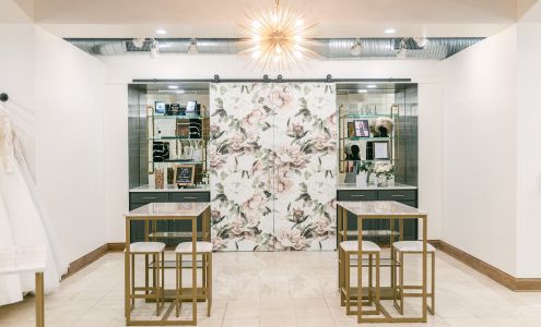 Donna Salyers Fabulous-Furs Showroom