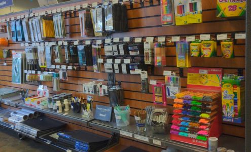 UW-Stout Bookstore-Stoutfitters