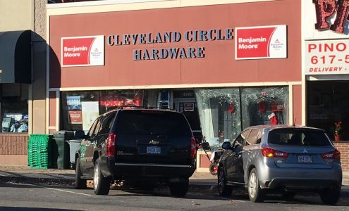 Cleveland Circle Hardware