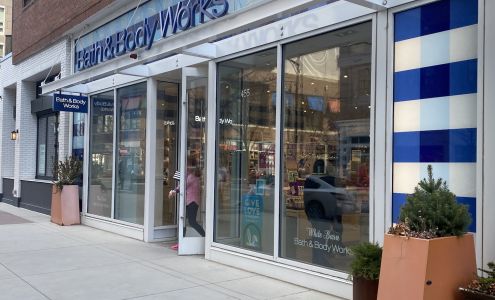 Bath & Body Works Somerville