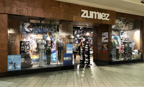 Zumiez