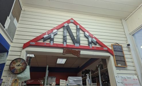 Maki Building Centers