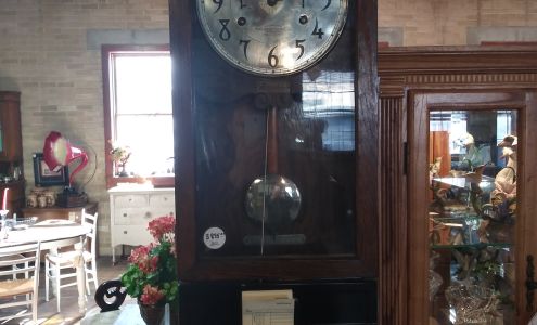 2nd Chances Antiques