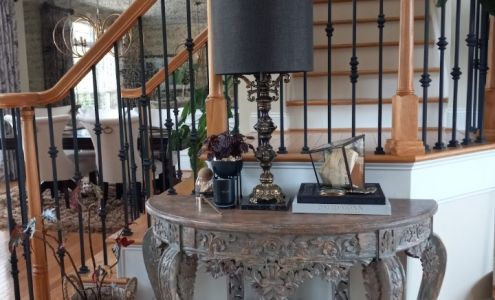 Deja Vu Home Furnishings Consignment