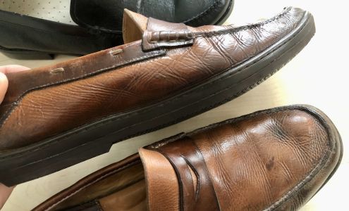 Johnny's Shoe Store & Repair