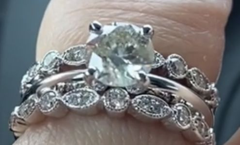 Golden Gifts Jewelers