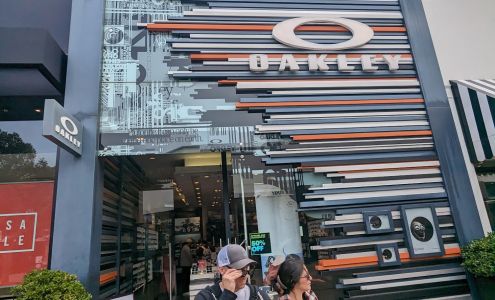 Oakley Store