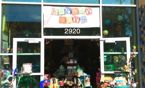 Replay Toys boutique