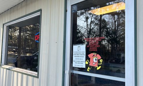 Speedy Tees New Llano