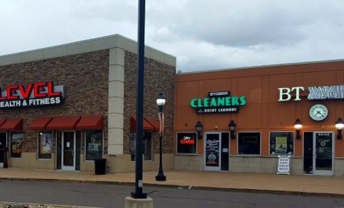 B T Watches & Jewelry