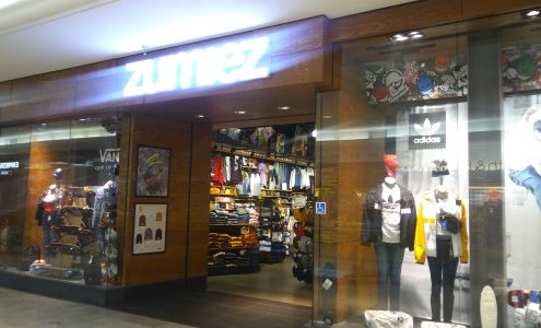 Zumiez