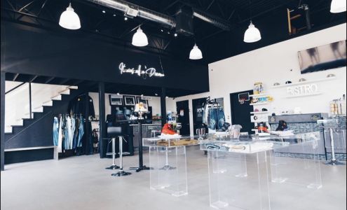 The Restaurant Fashion Bistro