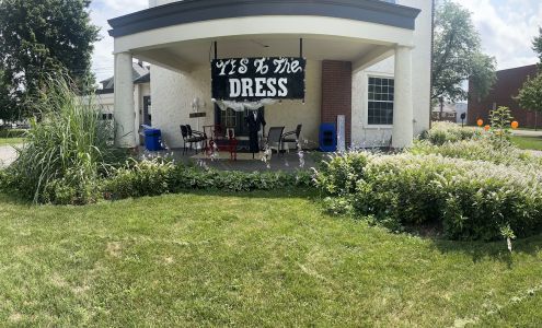 Yes To The Dress GOING OUTOFBUSINESS Soon!