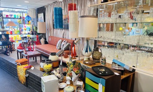 Salt City Antiques-Depot Town