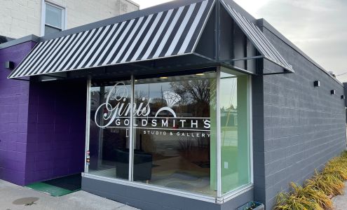 Ginis Goldsmiths Custom Jeweler