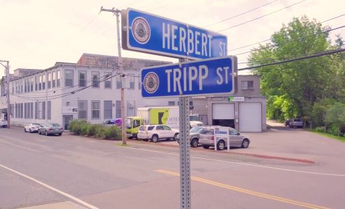 Peartree Office Furniture