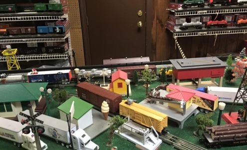 Woody's Train Shop Marysville