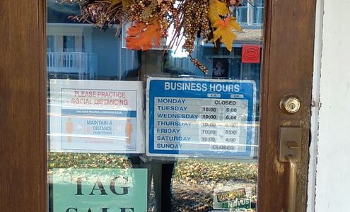 Trends & Treasures Consignment Shop