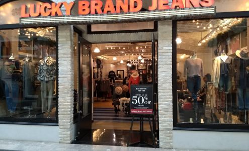 Lucky Brand Bridgewater