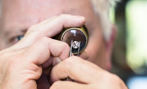 Lovelady Diamond Jewelry & Gold Buyers