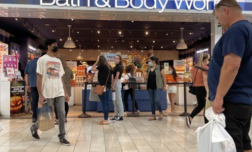 Bath & Body Works