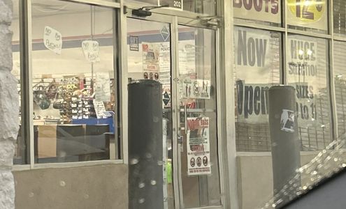 Shu Deal - Dallas Red Bird