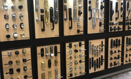 Rick's Hardware & Decorative Plumbing