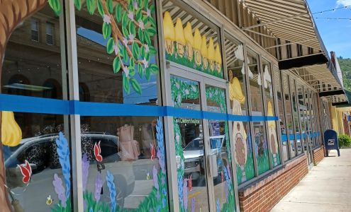 Lad n' Lassie Children's Boutique